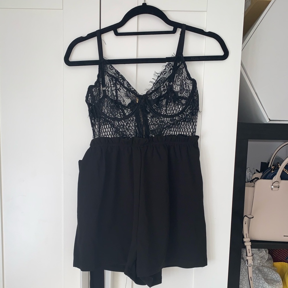 BRAND NEW FASHION NOVA lace romper